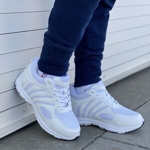 The CALTO size 9 H329081 sneakers are designed for men looking to increase their